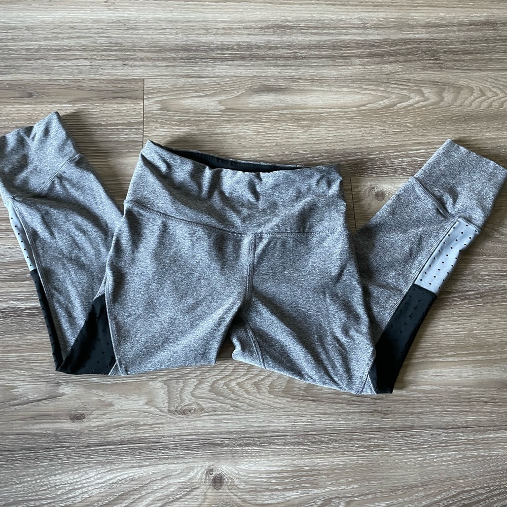 ✨2/15 ✨ RBX Capri leggings